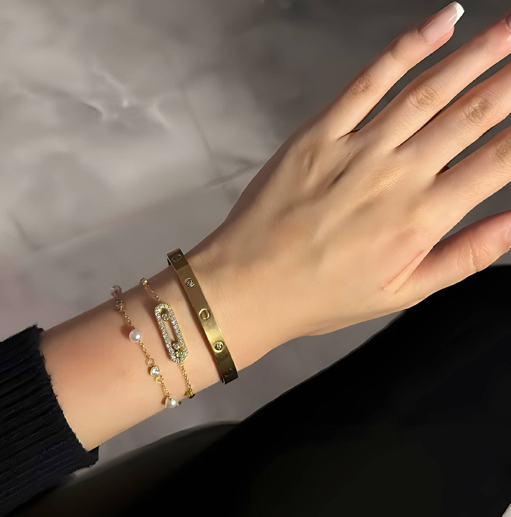 Gold stack