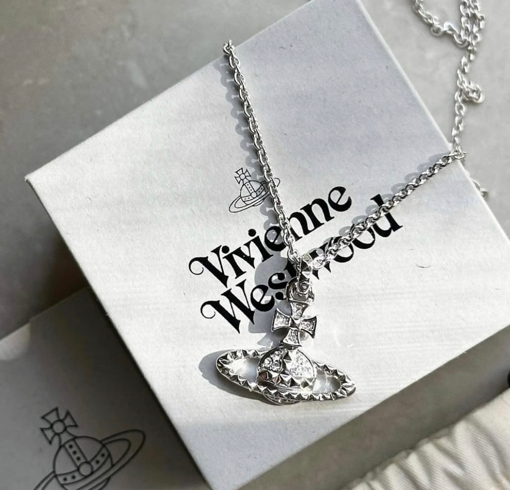 Mayfair silver pendant