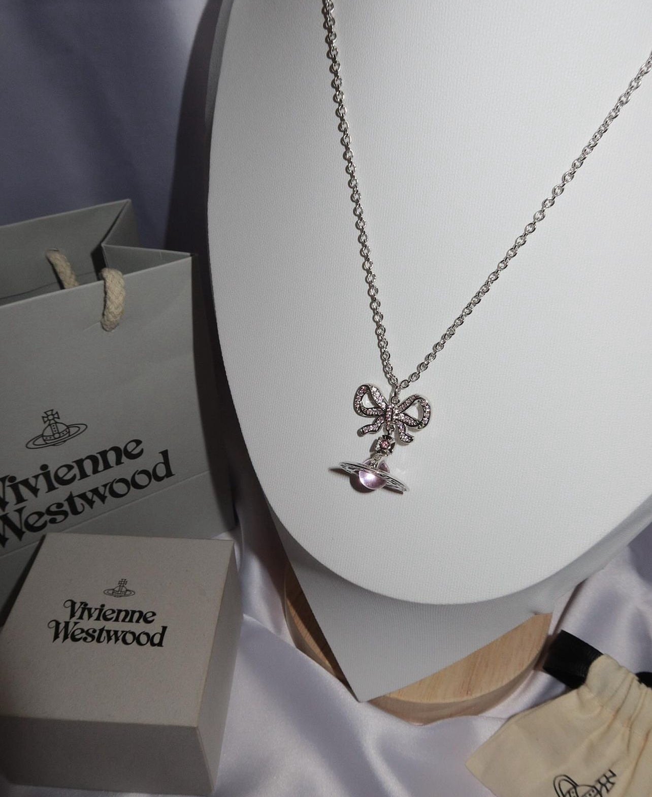 Octavie pink necklace