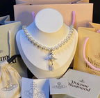 One pearl drop necklace