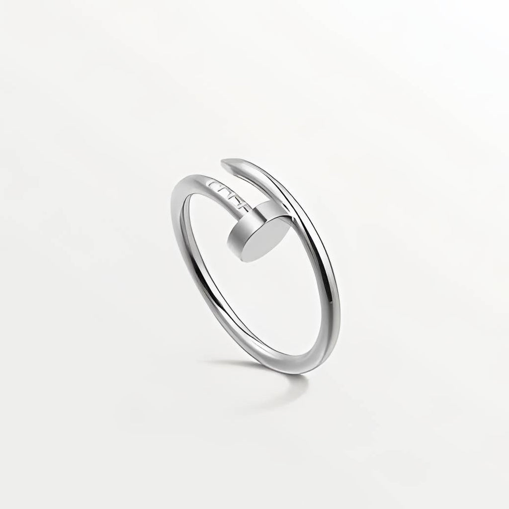 Cartier Juste un clou ring
