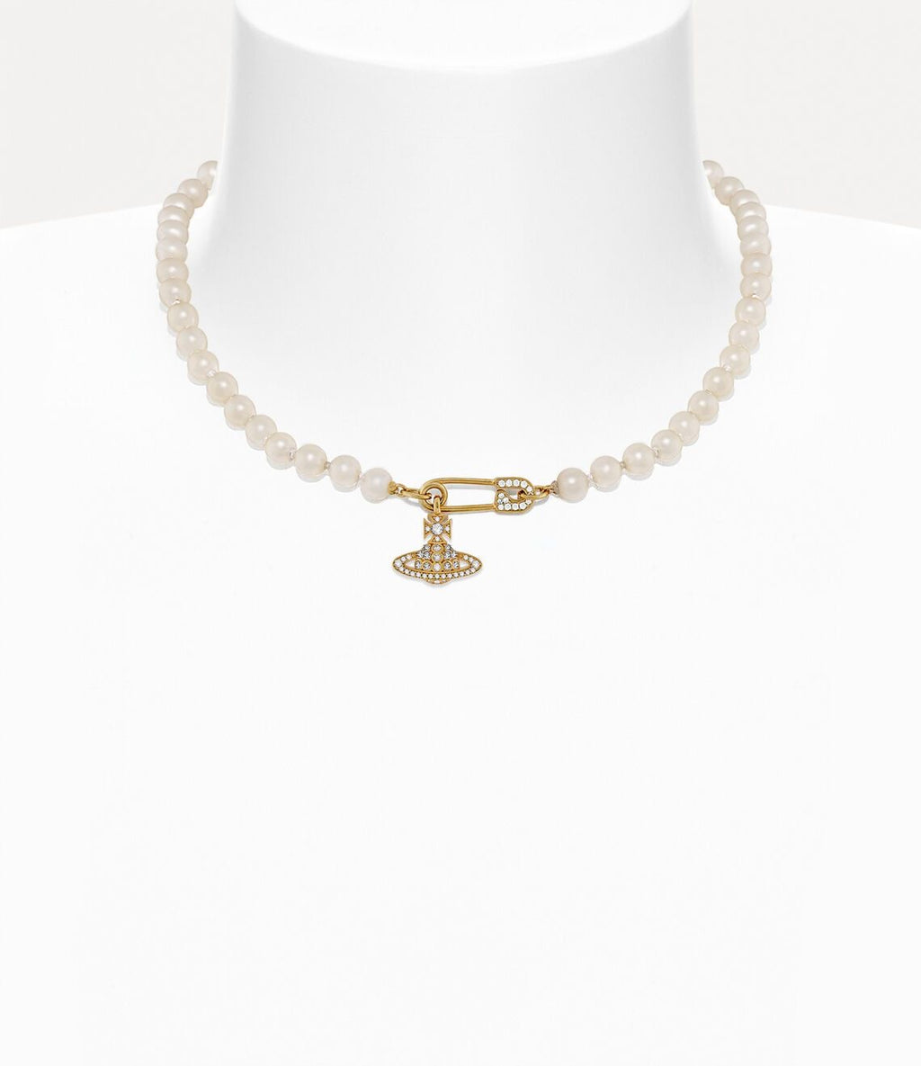 Lucrece pearl necklace