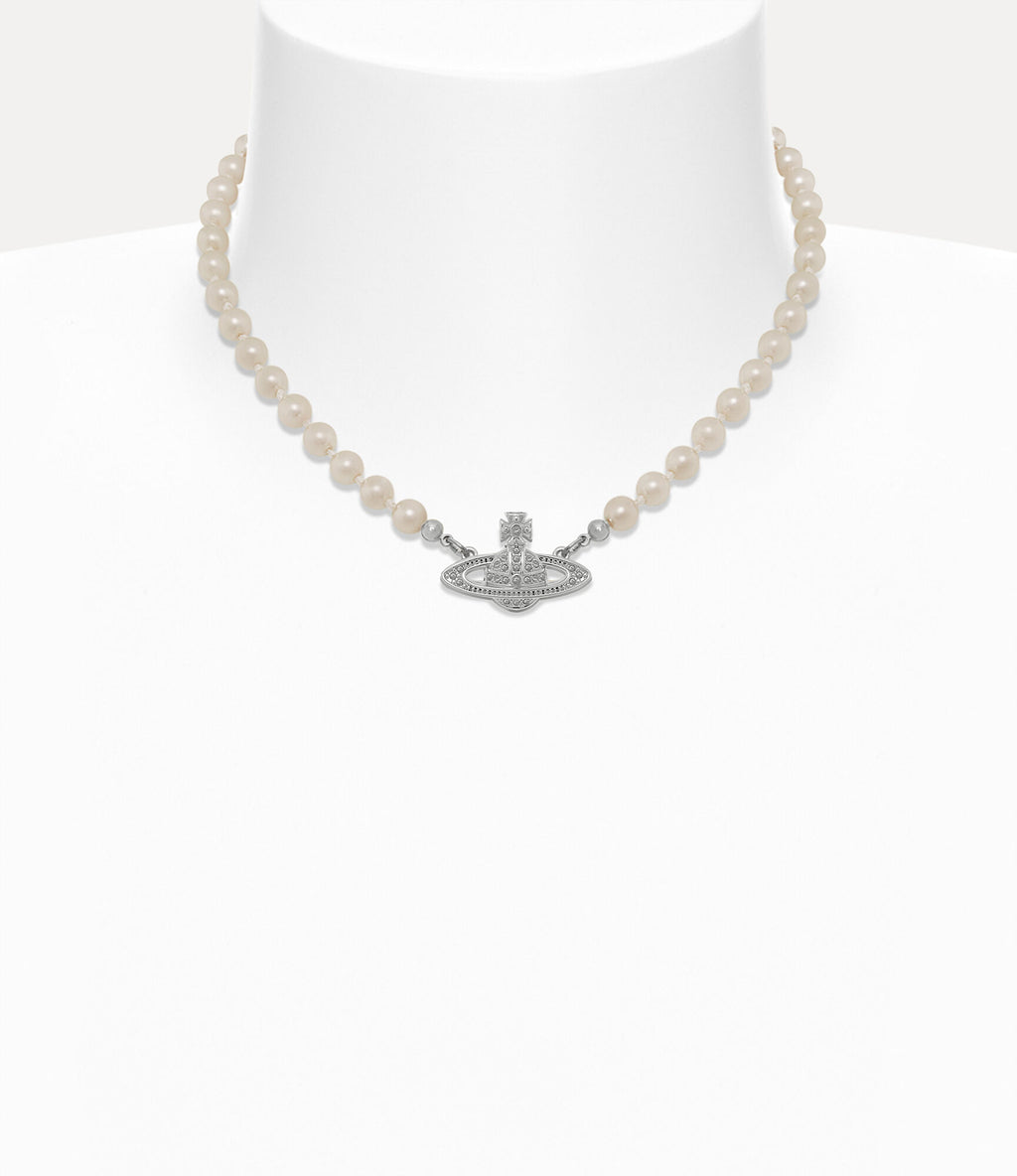 Minibas relief silver pearl choker