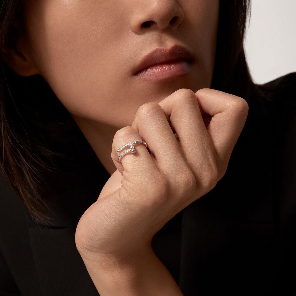 Cartier Juste un clou ring