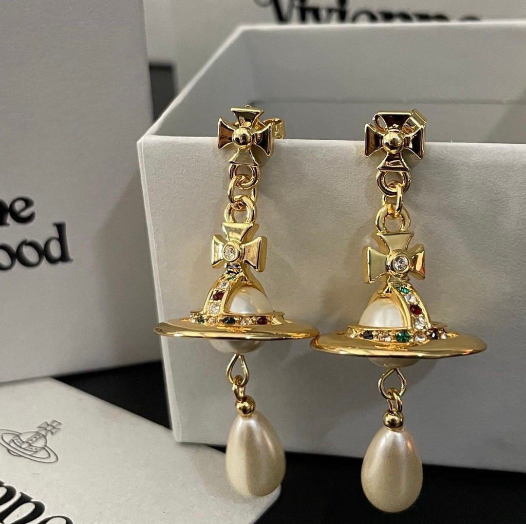 One pearl drop earrings