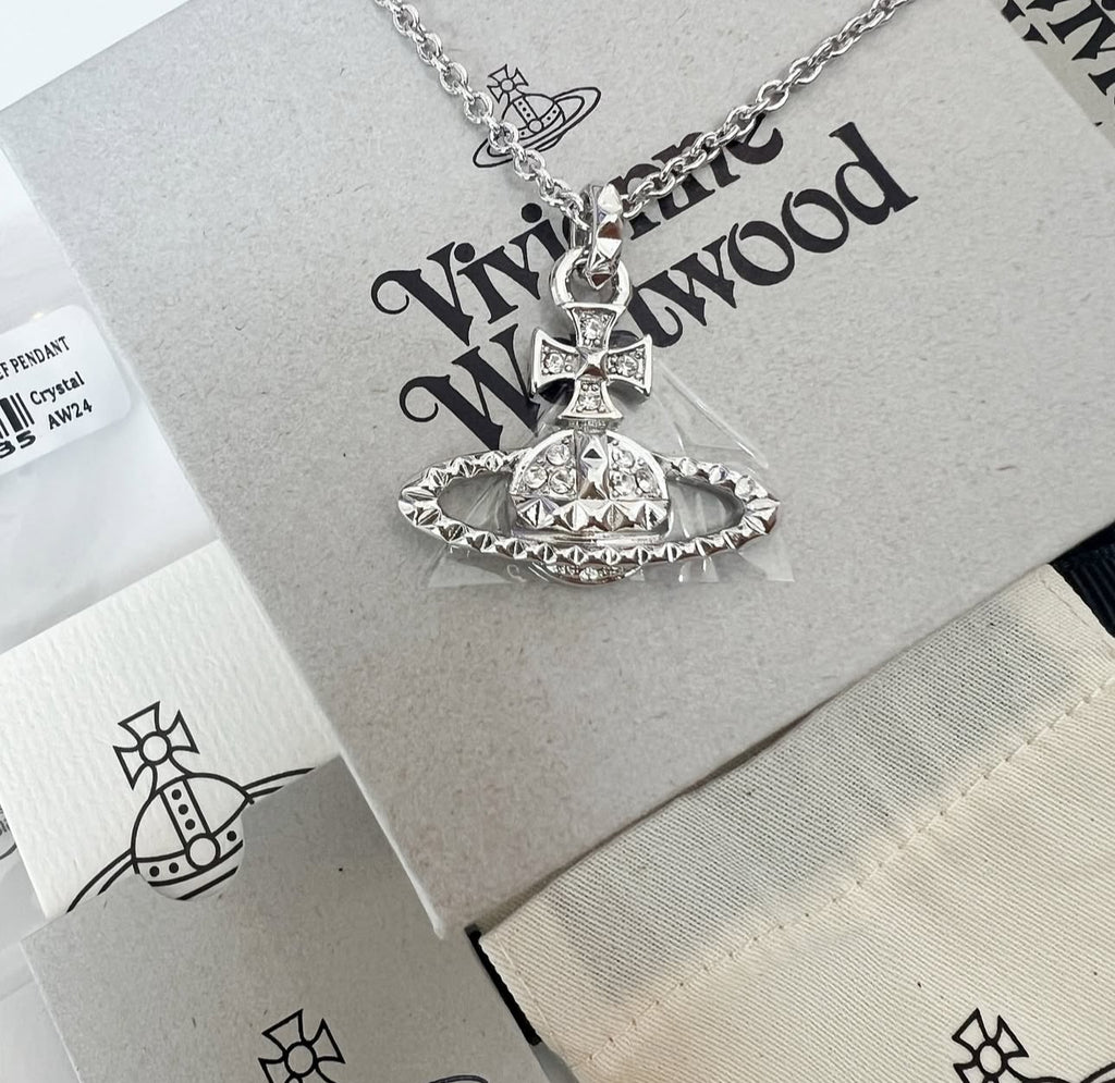 Mayfair silver pendant