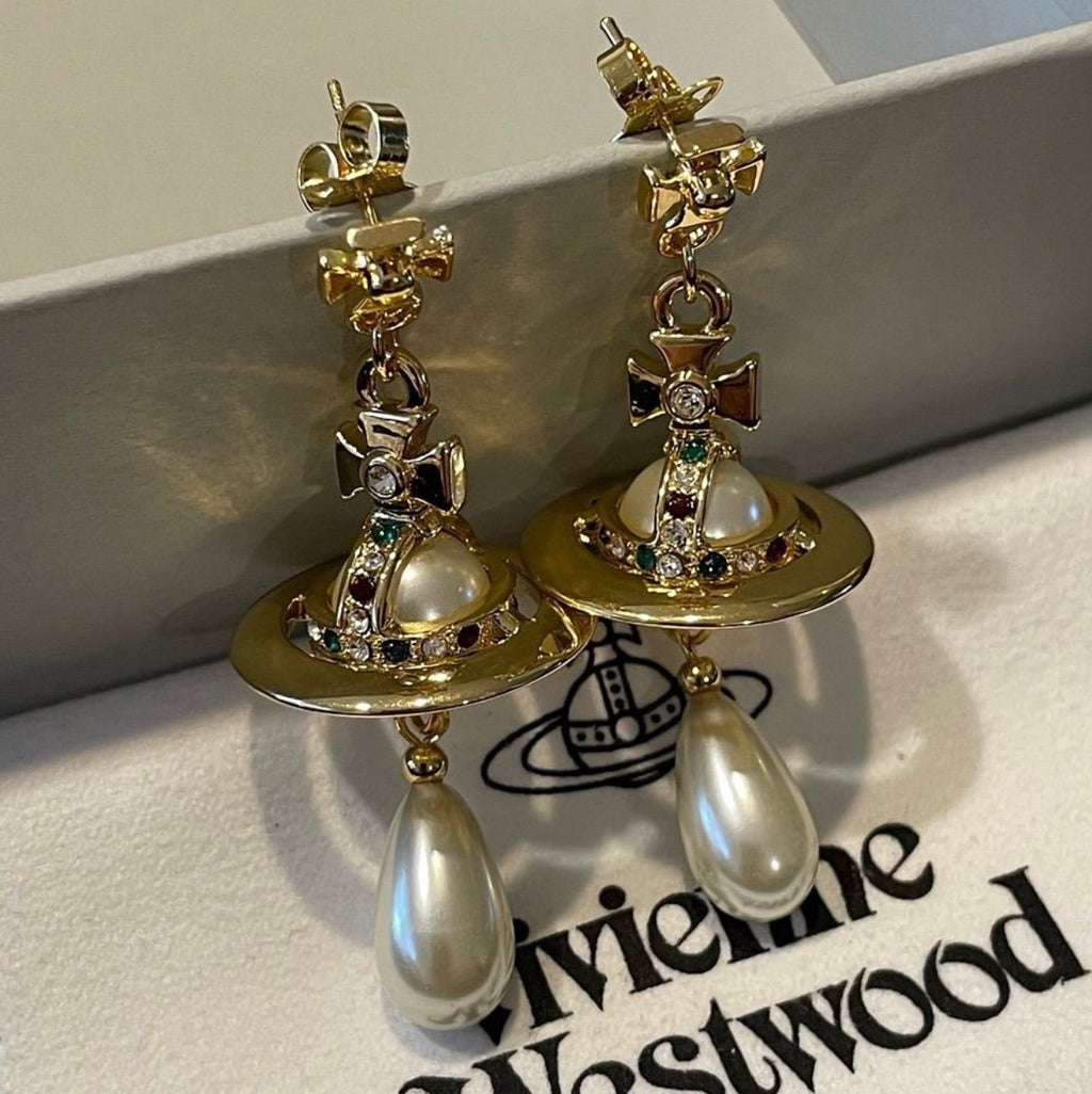 One pearl drop earrings