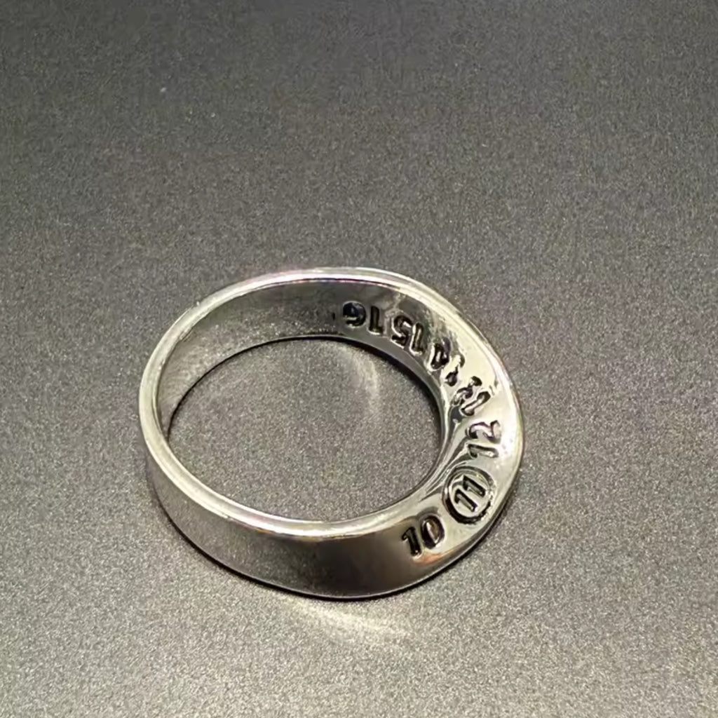 MAISON MARGIELA TWISTED RING