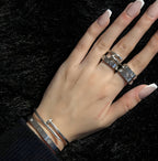 Cartier Juste un clou ring